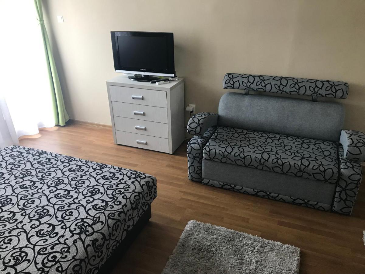 Apartamento Dany Rose Apartman Eger Exterior foto