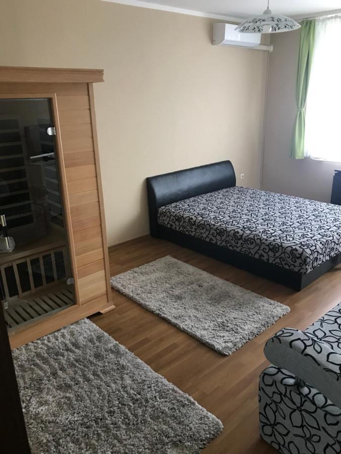 Apartamento Dany Rose Apartman Eger Exterior foto